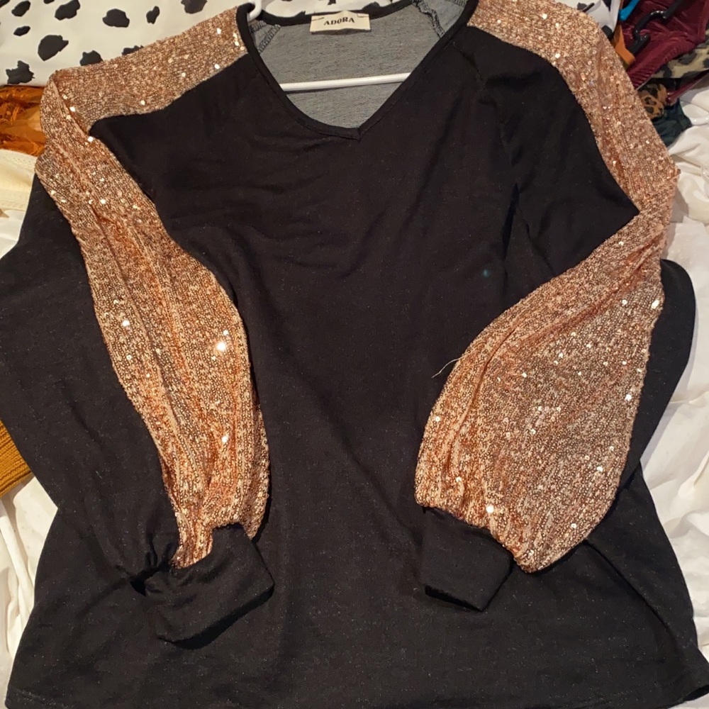 Adara top! Super soft! New without tags!